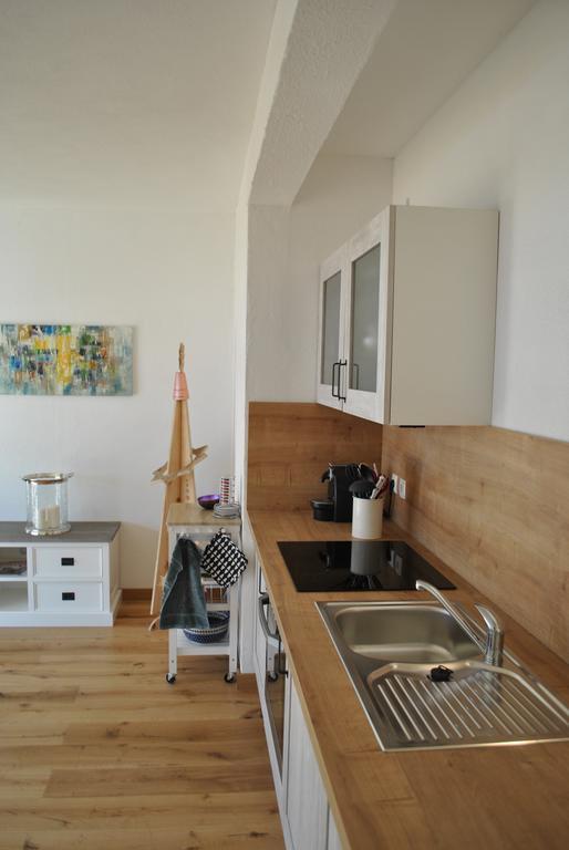 Chasa Chalur Apartment ฟลีส ภายนอก รูปภาพ